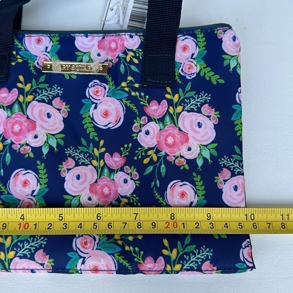 Mary Square Foldable Organizer Bag with button closure in navy - Picture 12 of 13